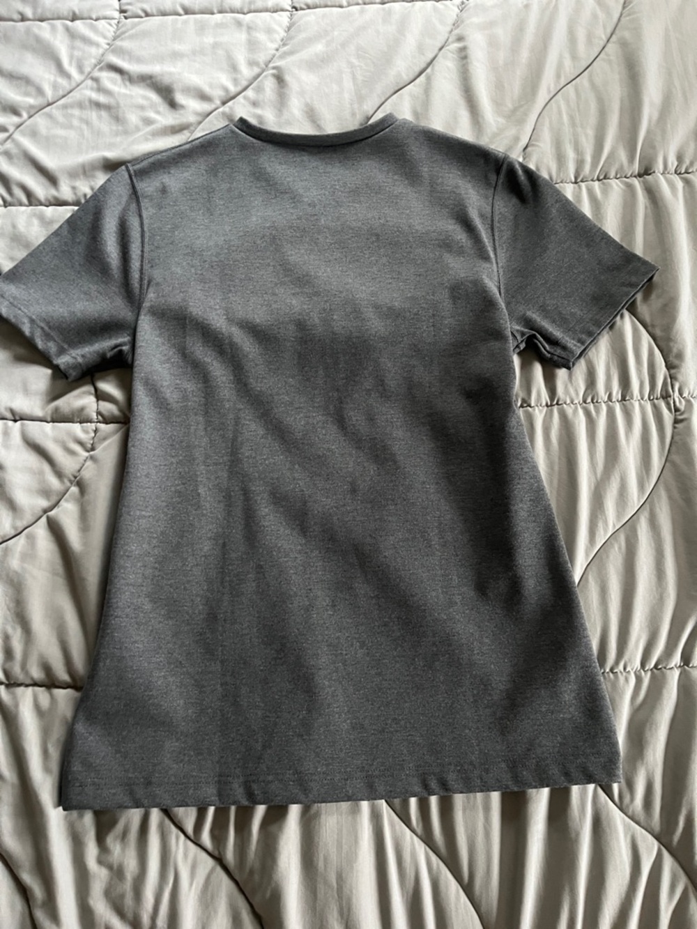 Lalabu Baby Wearing V-Neck Shirt in Dark Gray - Picture 4 of 10